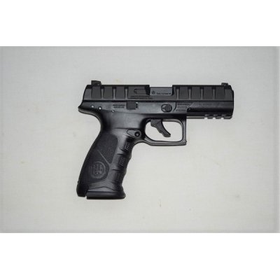 Beretta APX black