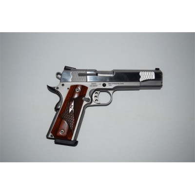 Smith & Wesson 1911 E-series Smith & Wesson 1911 E-series